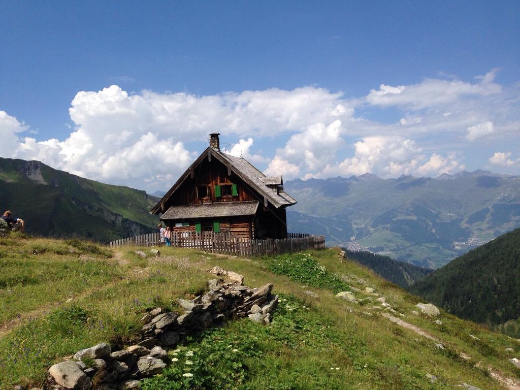Apart Am Brunnen Ried im Oberinntal Exterior photo